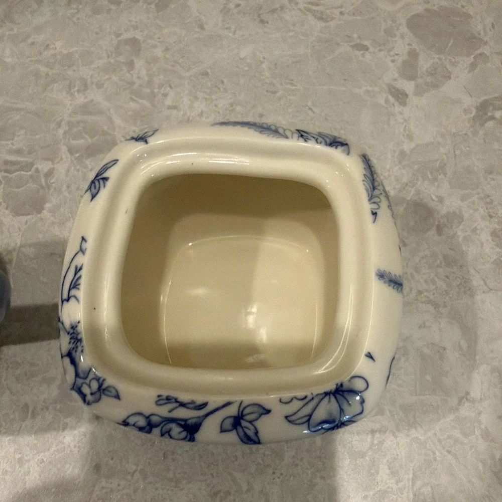 Vintage Shabby Chic Blue And White Cottagecore Floral Creamer And Sugar Bowl Set